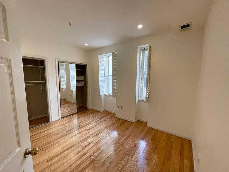 1619 R St NW #104 — Photo 3