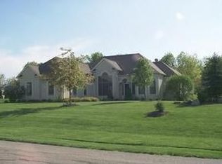 6480 Wooded View Dr, Hudson, OH 44236