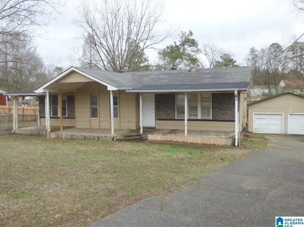 871 Willow Bend Ln, Bessemer, AL 35023