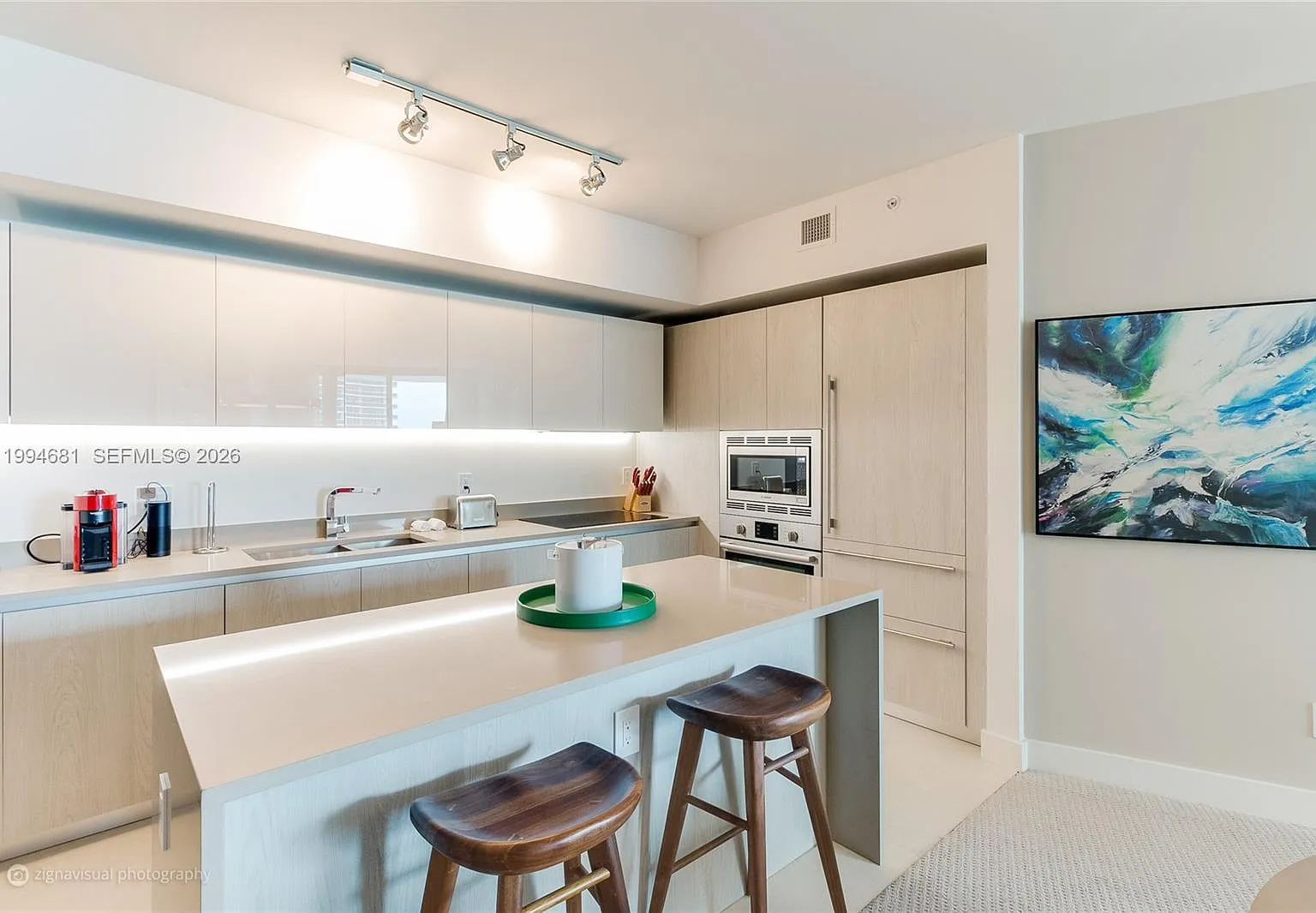 4111 South Ocean Drive Co — Photo 4