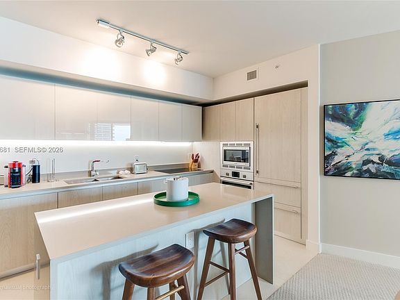 4th image of 4111 S Ocean Dr #2707