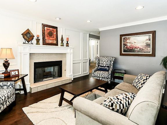 5th image of 8508 Oxford Ave
