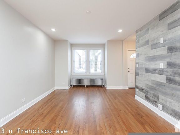 4th image of 1713 N Francisco Ave #313