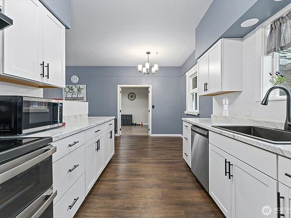 3rd image of 4730 67TH ST  NE