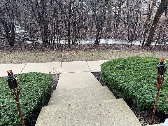 5th image of 968 S Darla Ct