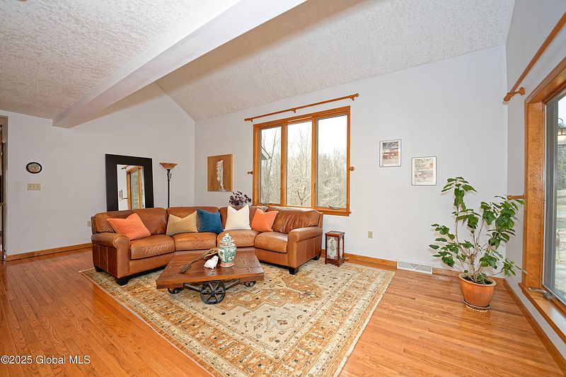 3rd image of 177 Hinds Road
