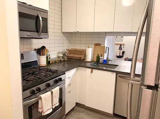 Rented by Costa Properties Group LLC | media 18