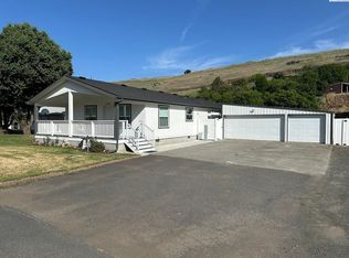 2001 Cedar St, Colfax, WA 99111