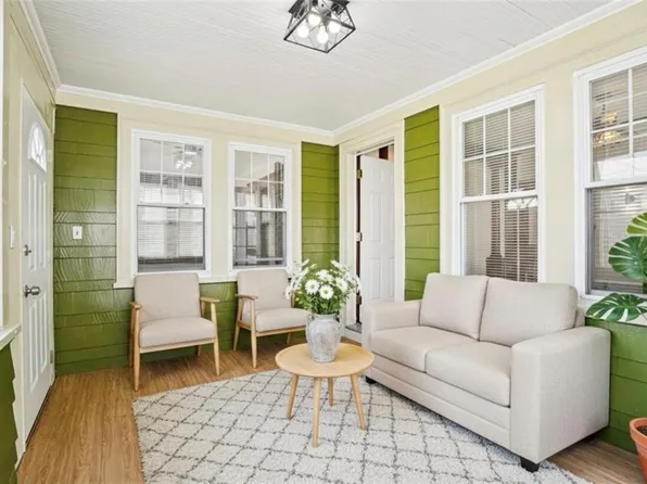 41 Cato Ave, Pawtucket, RI 02860