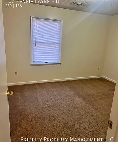 103 Pennie Ln #D — Photo 12
