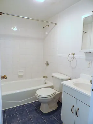 Rented by J Misrahi Realty Corp | media 19