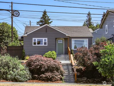 8202 California Avenue SW, Seattle, WA, 98136