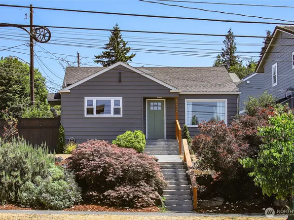 8202 California Avenue SW, Seattle, WA 98136