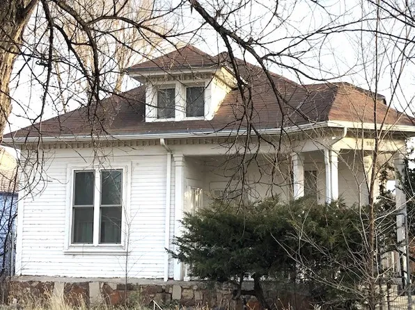 931 Jackson St, Las Vegas, NM 87701