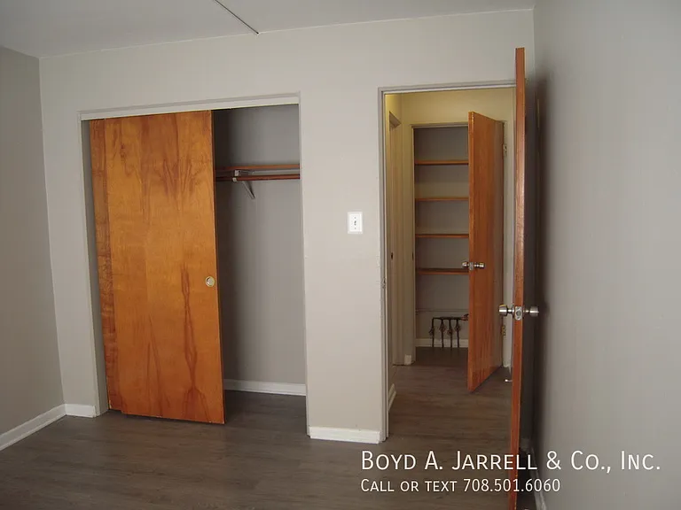 954 E 84th Pl #3 — Photo 13