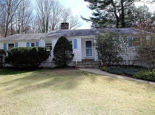 178 Rimmon Rd, Woodbridge, CT 06525