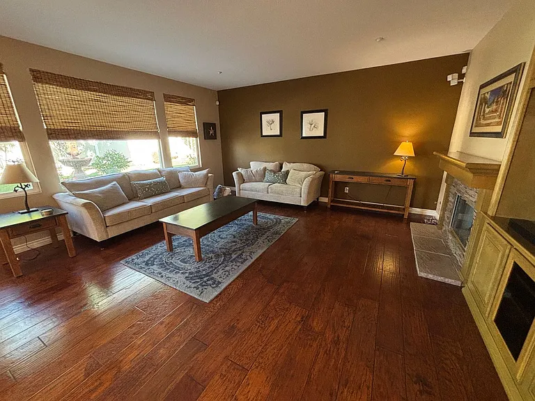 1163 Via Vista Dr — Photo 15