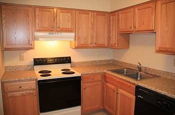1st image of 1106 Poplar Level Plz APT 15