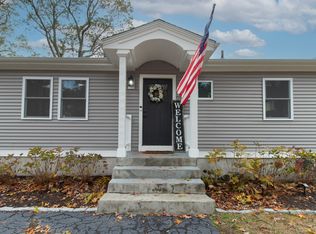 570 Bradley St, East Haven, CT 06512