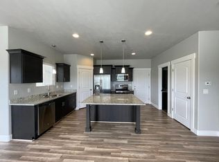 3753 E Cunninghill Dr, Eagle Mountain, UT 84005