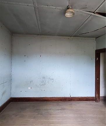 5th image of 19834 Fm 2556