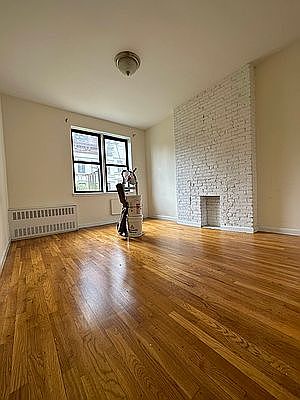 1st image of 211 E 89th St APT B14