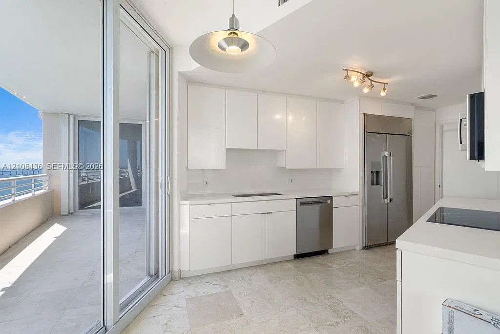 Two Tequesta Point Condo — Photo 3