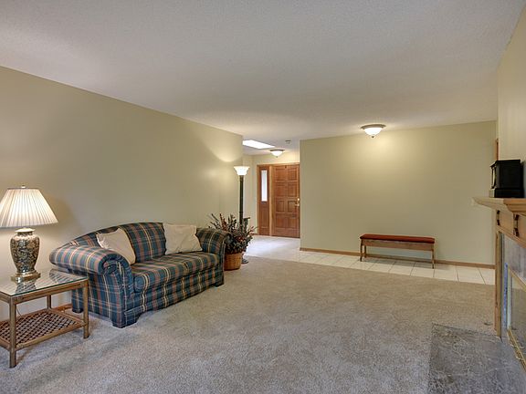 2nd image of 4655 Lanewood Ln N
