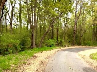 165 Sycamore Ln, Athens, GA 30605