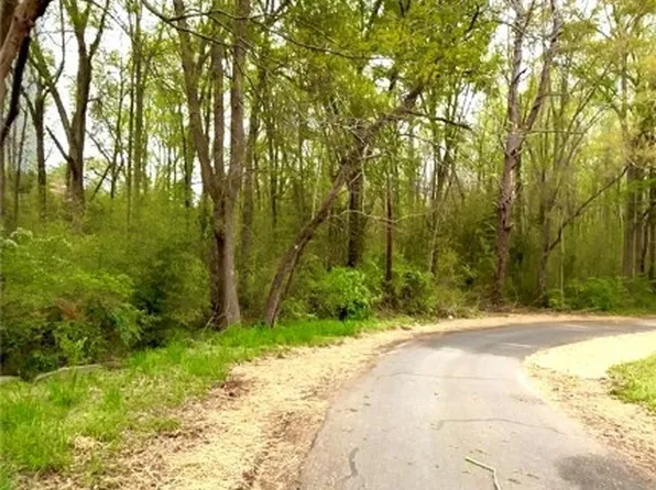 165 Sycamore Lane, Athens, GA 30605