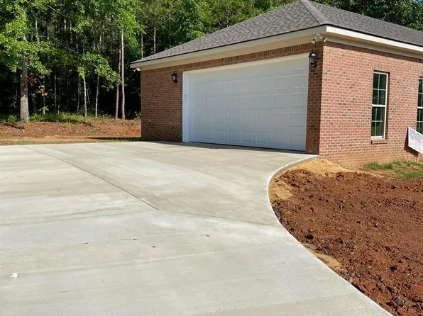 19 Idlewood Cir, Hawkinsville, GA 31036