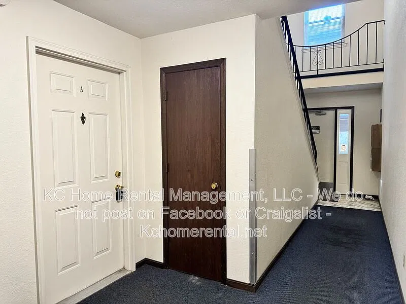 1 bed, 1.0 bath, $795 — Photo 2