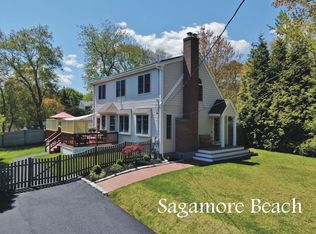 26 Hunters Ridge Rd, Sagamore Beach, MA 02562