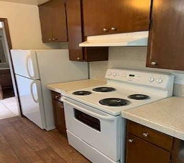 3rd image of 315 5th Ave S #101