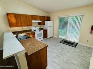 1111 Hamm Ave #C, Yakima, WA 98902