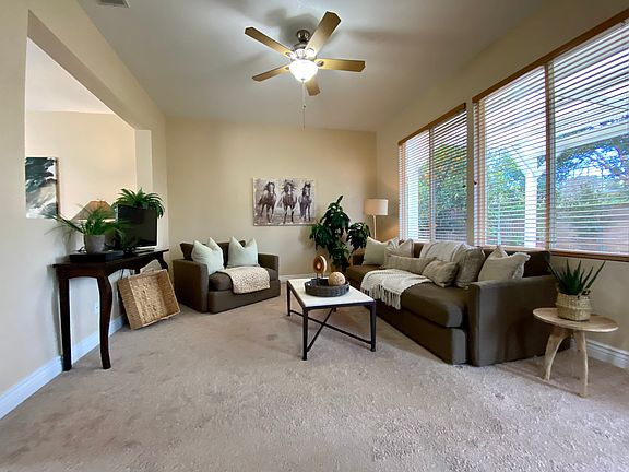3rd image of 4896 Summer Grove Cir