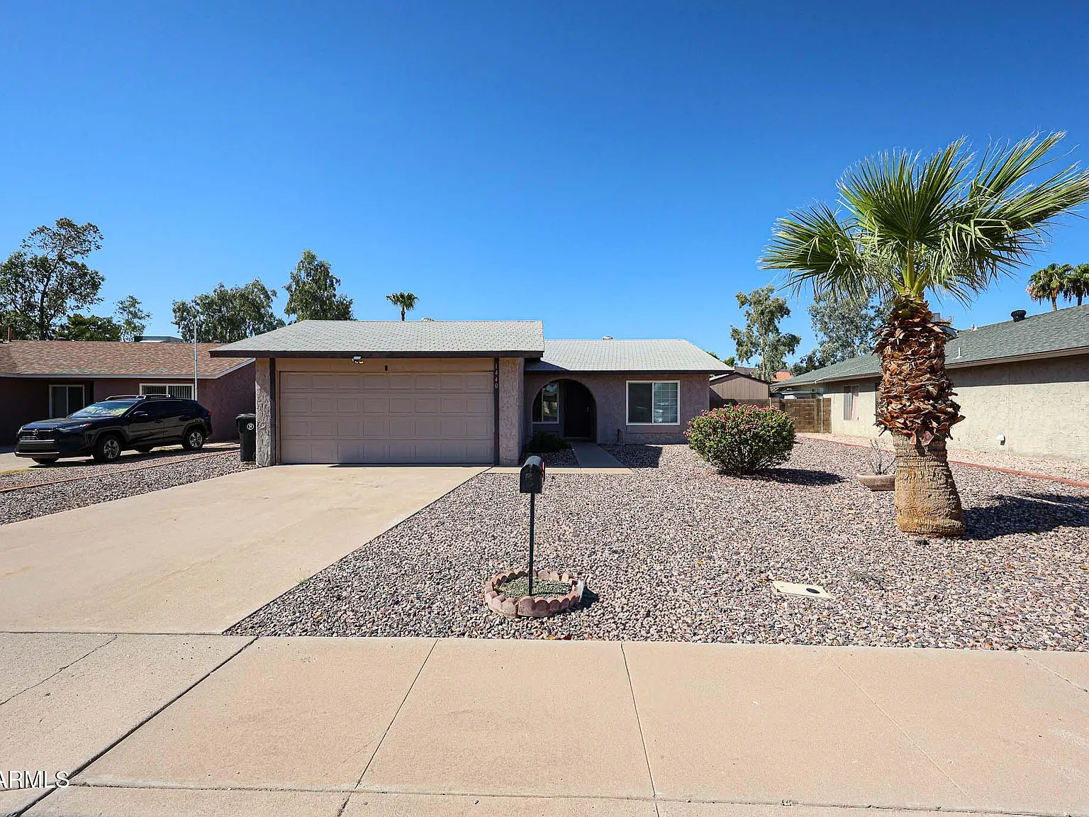 3 bed, 2.0 bath, 1105 sqft, $1,795 — Photo 2