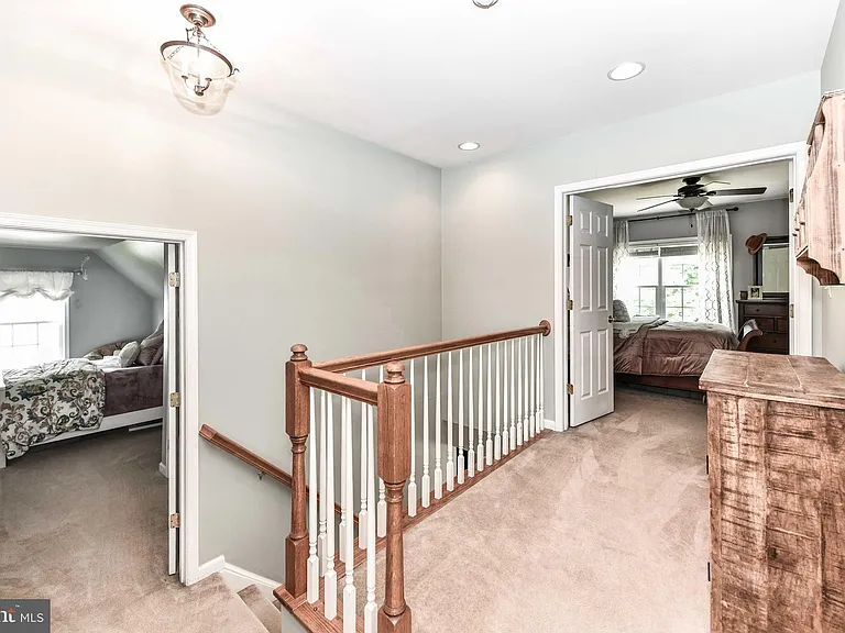 14104 Flicker Ct — Photo 35