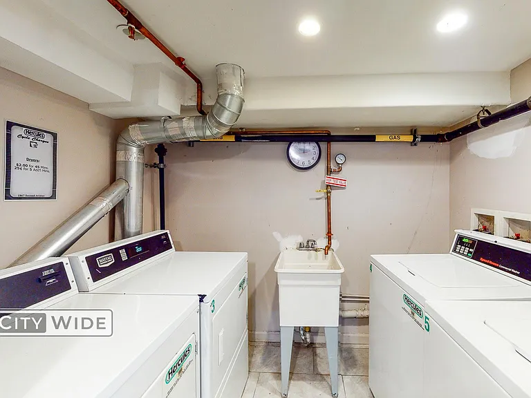 1867 2nd Ave #2D — Photo 5