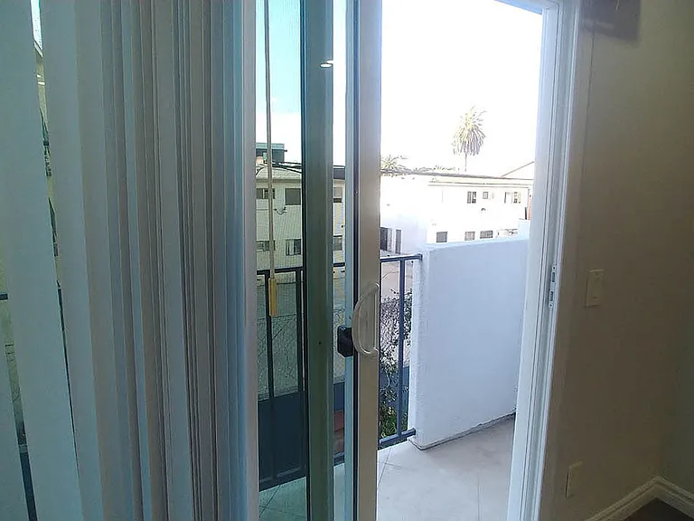 Villa De Adel Apts — Photo 48