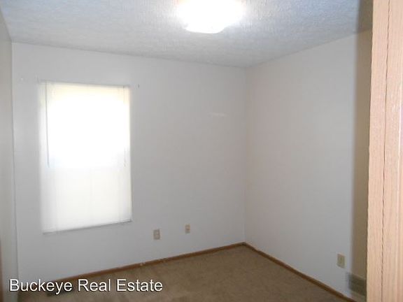 5th image of 204 E 14th Ave APT 1B