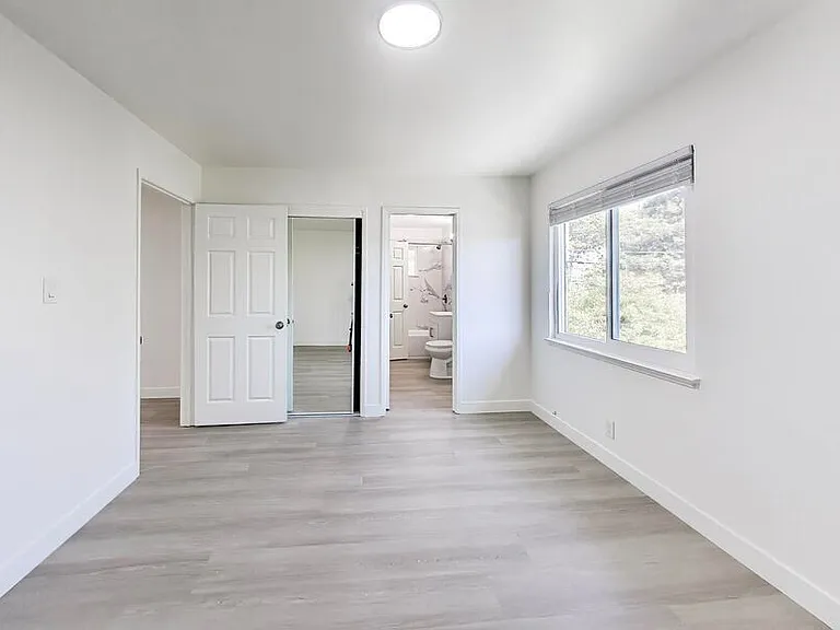 939 Channing Way #D — Photo 8