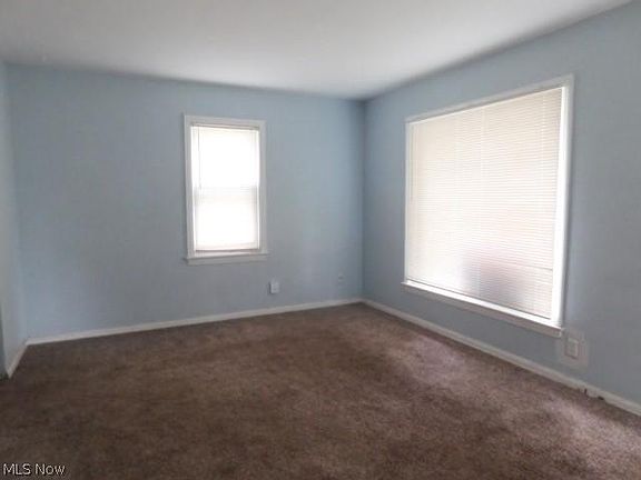 3rd image of 18900 Parkmount Ave