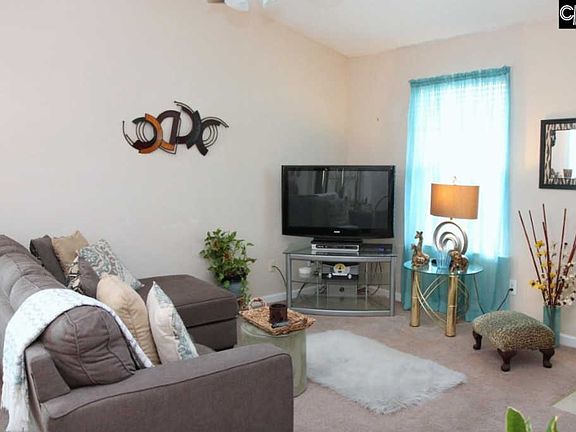 4th image of 202 Windsor Village Dr