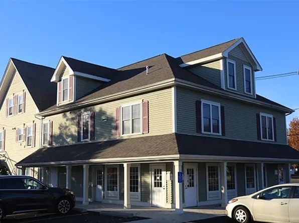 131 Main St APT 4, Wayland, MA 01778
