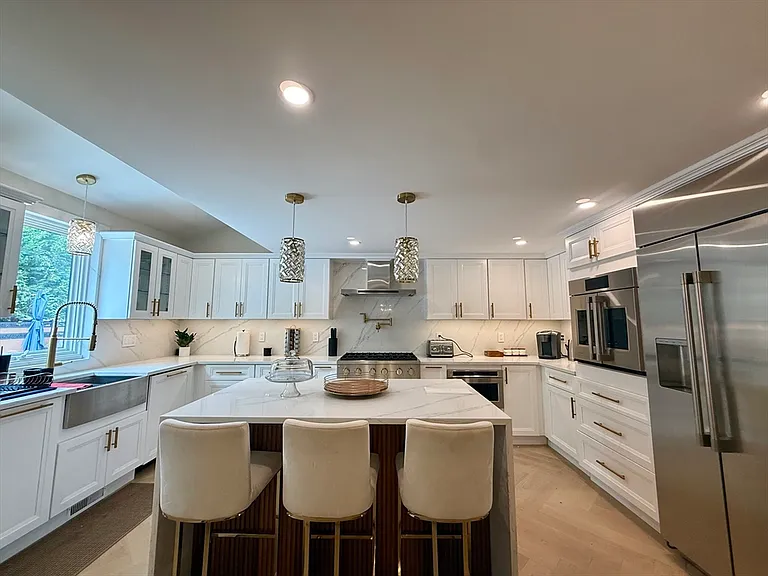 14 Bernard Cir — Photo 10