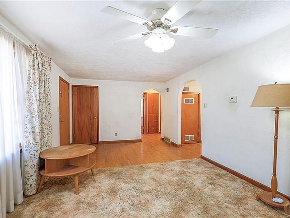 5th image of 6207 Arcadia Ave
