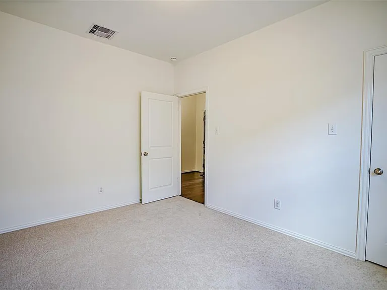16131 Sommerall Creek Ln — Photo 29