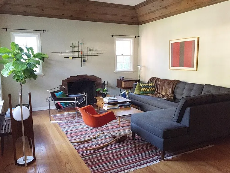 1808 W Mountain St — Photo 4