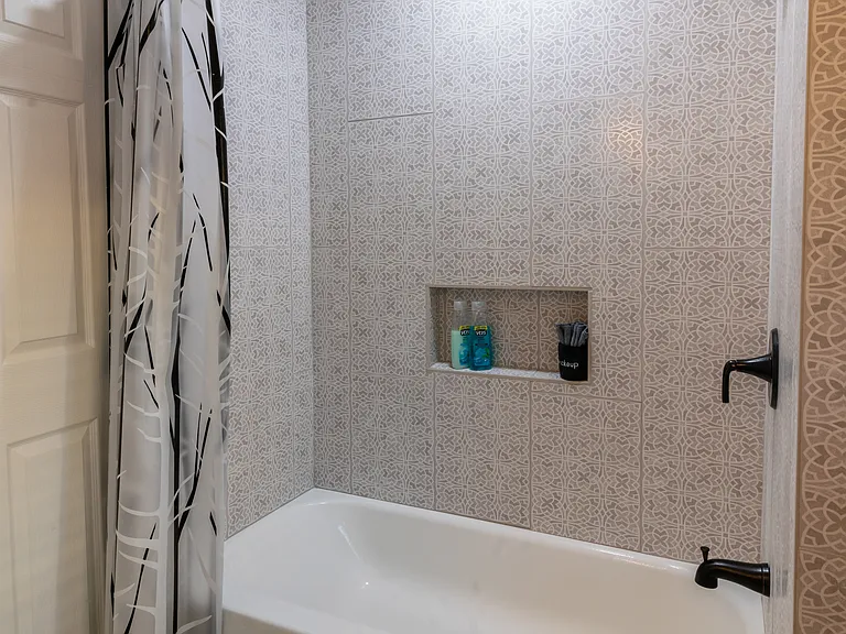 624 Hillcrest Frst — Photo 30